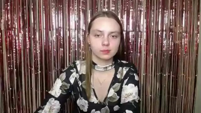 Image 4 of blonde_dream9 Stream on Chaturbate on 14 months ago