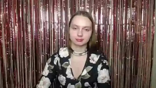 Image 8 of blonde_dream9 Stream on Chaturbate on 14 months ago