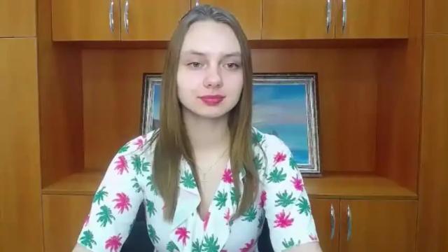 Image 6 of blonde_dream9 Stream on Chaturbate on 14 months ago