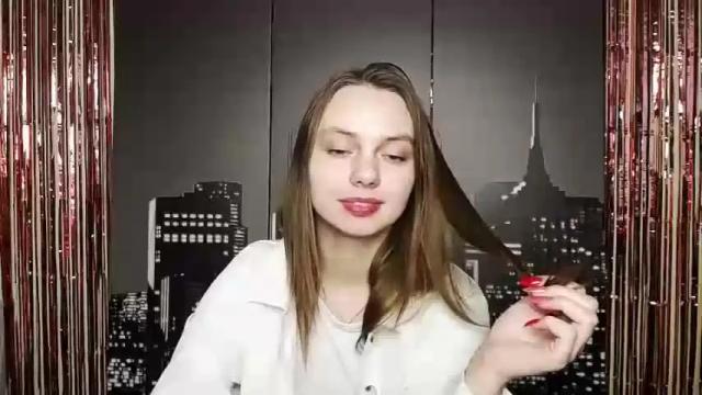 Image 12 of blonde_dream9 Stream on Chaturbate on 14 months ago