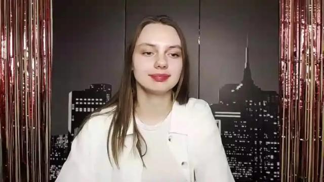 Image 2 of blonde_dream9 Stream on Chaturbate on 14 months ago
