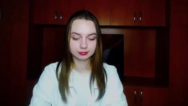 Image 11 of blonde_dream9 Stream on Chaturbate on 14 months ago
