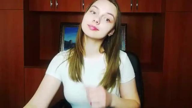 Image 12 of blonde_dream9 Stream on Chaturbate on 21 months ago