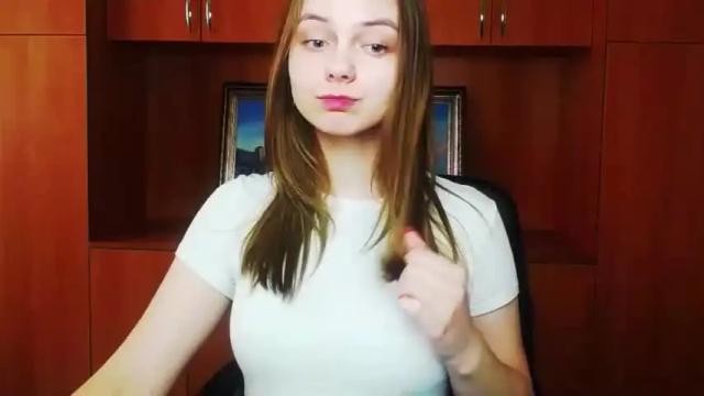 Image 8 of blonde_dream9 Stream on Chaturbate on 21 months ago