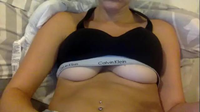 Image 8 of blonde_goddess Stream on Chaturbate on 7 days ago