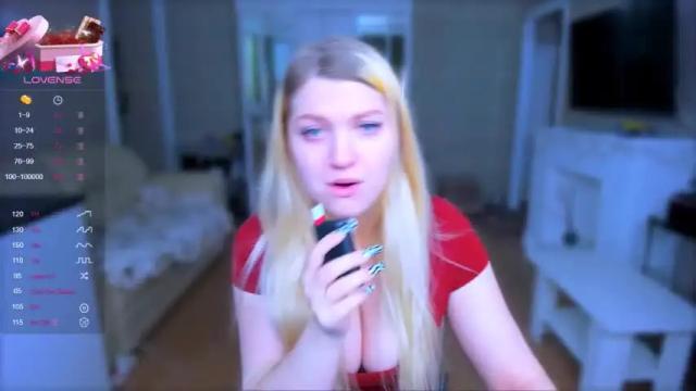 Image 4 of blonde_lovely Stream on Chaturbate on 16 months ago