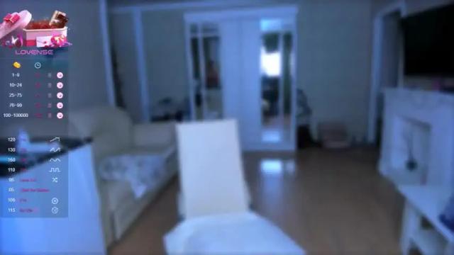 Image 4 of blonde_lovely Stream on Chaturbate on 20 months ago
