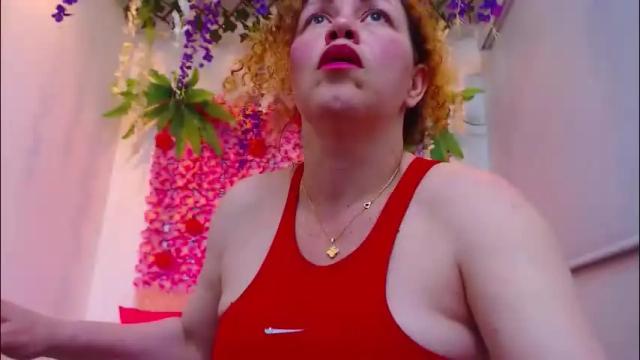 Image 2 of blonde_squirt_ Stream on Chaturbate on 24 days ago