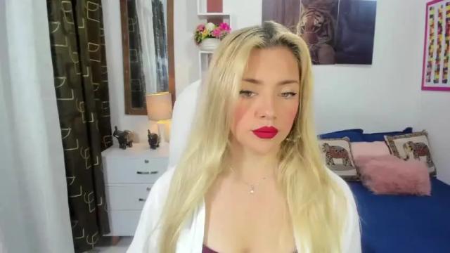 Image 10 of blonde_teacher1 Stream on Chaturbate on 19 months ago