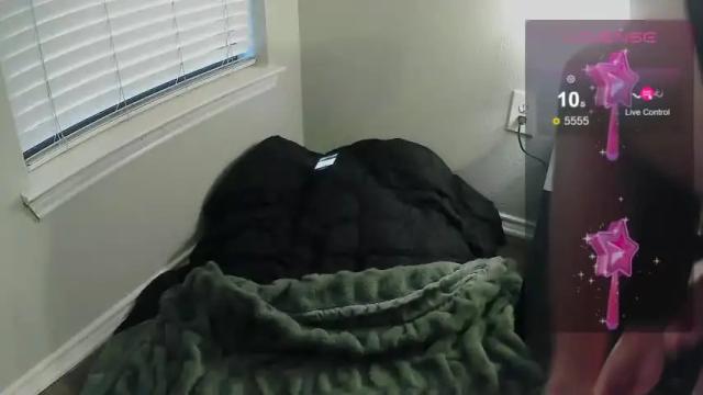 Thumbnail 1, blondebambidoll666's Stream at Chaturbate, 20 months ago
