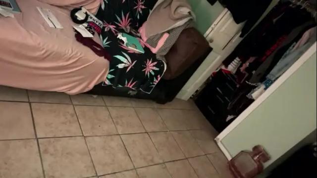 Image 12 of blondebellaaa3 Stream on Chaturbate on 4 days ago