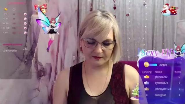 Image 2 of blondebrilliant Stream on Chaturbate on 14 months ago