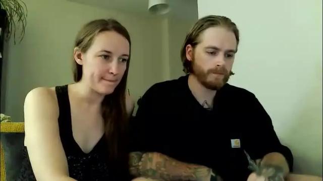 Image 3 of blondeedisaster Stream on Chaturbate on 1 month ago