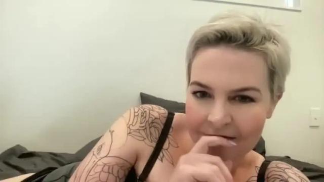 Image 3 of blondejj Stream on Chaturbate on 19 months ago