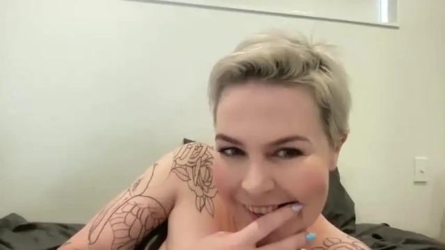 Image 6 of blondejj Stream on Chaturbate on 19 months ago