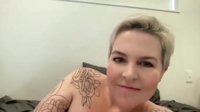Image 7 of blondejj Stream on Chaturbate on 19 months ago