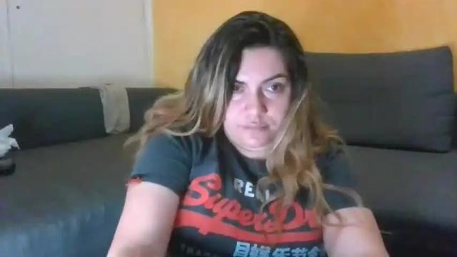 Image 7 of blondelove30 Stream on Chaturbate on 18 months ago