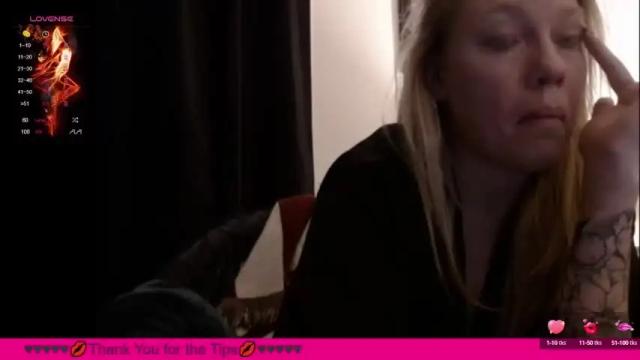 Image 10 of blondie86angel Stream on Chaturbate on 14 months ago