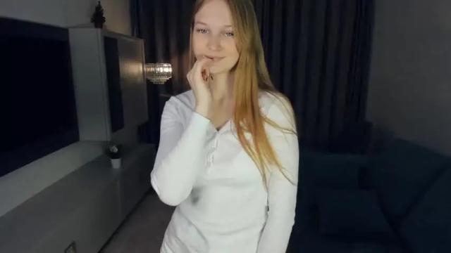 Image 12 of blondie_alice_ Stream on Chaturbate on 16 months ago