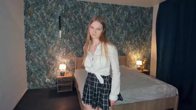 Image 7 of blondie_alice_ Stream on Chaturbate on 16 months ago