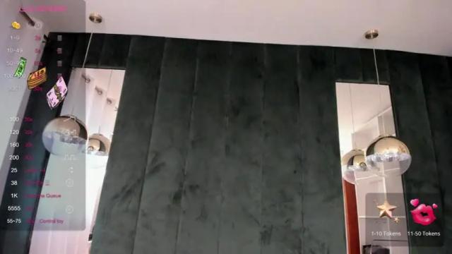Thumbnail 1, blondie_quinn's Stream at Chaturbate, 17 months ago