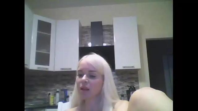 Thumbnail 2, blondie_swan's Stream at Chaturbate, 19 months ago