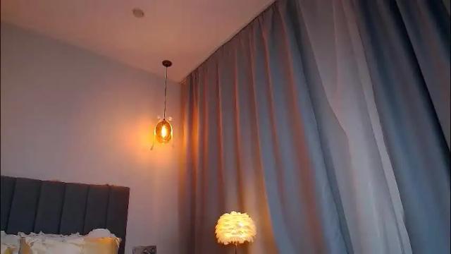 Image 8 of blondiemermaid Stream on Chaturbate on 2 months ago