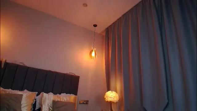 Image 3 of blondiemermaid Stream on Chaturbate on 1 month ago