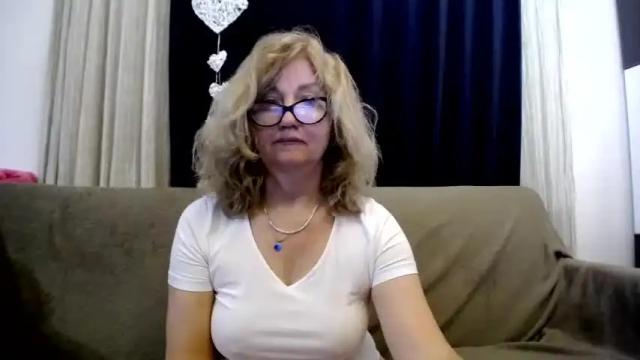 Image 10 of blondwoman Stream on Chaturbate on 13 months ago