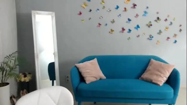 Image 10 of blondy_mom Stream on Chaturbate on 16 days ago
