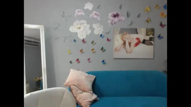 Image 6 of blondy_mom Stream on Chaturbate on 1 day ago