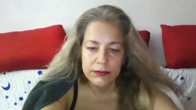 Image 4 of blondyblueeyes Stream on Chaturbate on 16 months ago