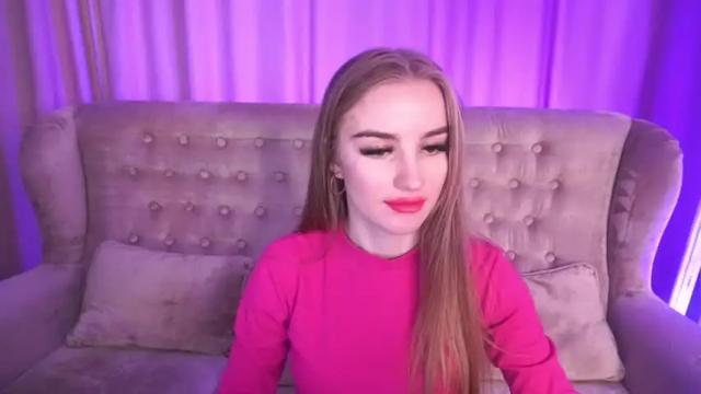 Image 7 of blondyluxx Stream on Chaturbate on 20 months ago