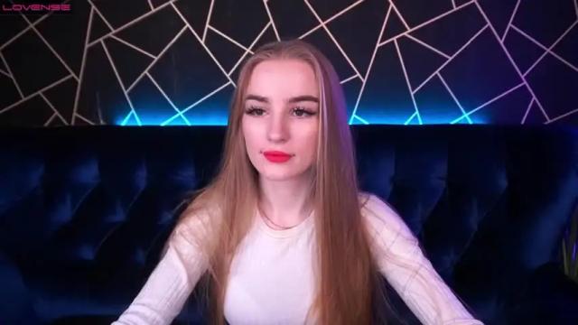 Thumbnail 1, blondyluxx's Stream at Chaturbate, 18 months ago