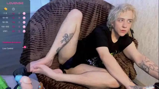 Image 10 of blooming_soul Stream on Chaturbate on 12 days ago