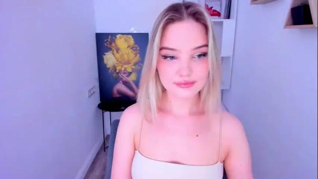 Thumbnail 1, bloomingheart's Stream at Chaturbate, 1 month ago