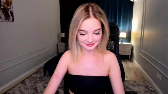 Thumbnail 1, bloomingheart's Stream at Chaturbate, 1 month ago