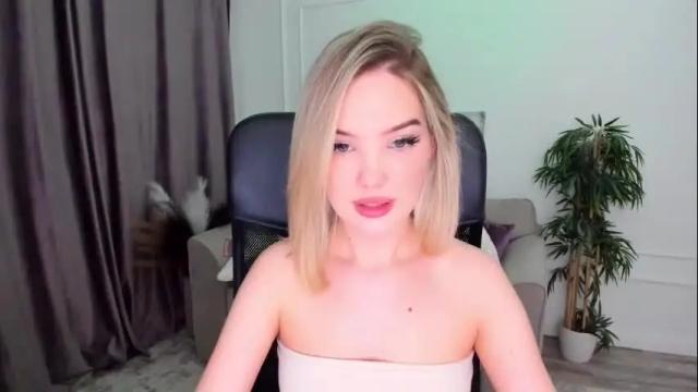 Thumbnail 2, bloomingheart's Stream at Chaturbate, 1 month ago