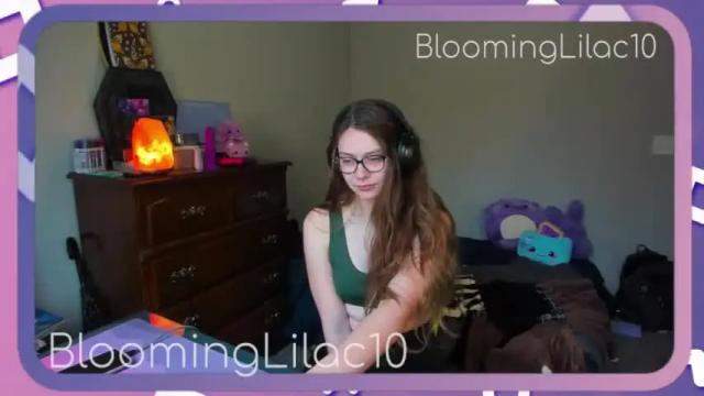 Image 7 of bloominglilac10 Stream on Chaturbate on 15 months ago