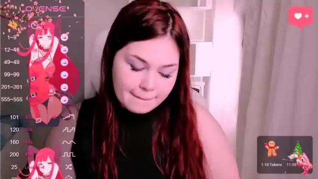 Image 6 of blooomcrystal Stream on Chaturbate on 17 months ago