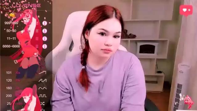 Thumbnail 1, blooomcrystal's Stream at Chaturbate, 17 months ago