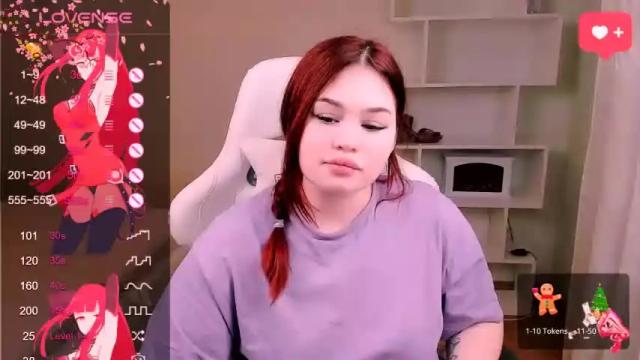 Image 12 of blooomcrystal Stream on Chaturbate on 17 months ago