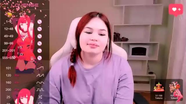 Thumbnail 3, blooomcrystal's Stream at Chaturbate, 17 months ago