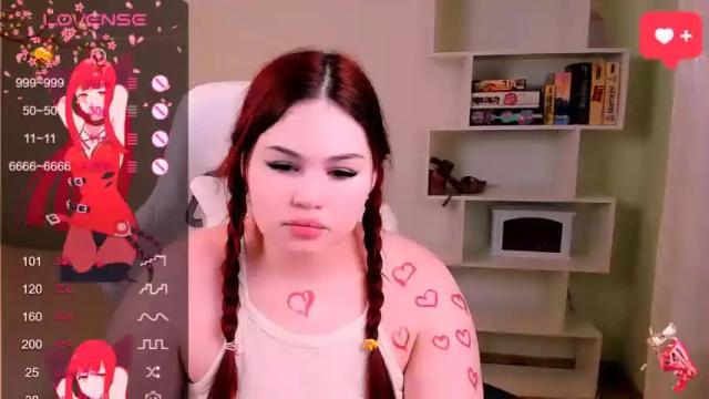Image 10 of blooomcrystal Stream on Chaturbate on 17 months ago