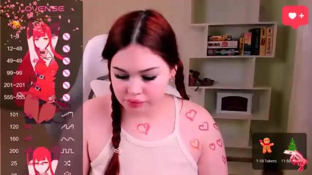 Image 4 of blooomcrystal Stream on Chaturbate on 17 months ago