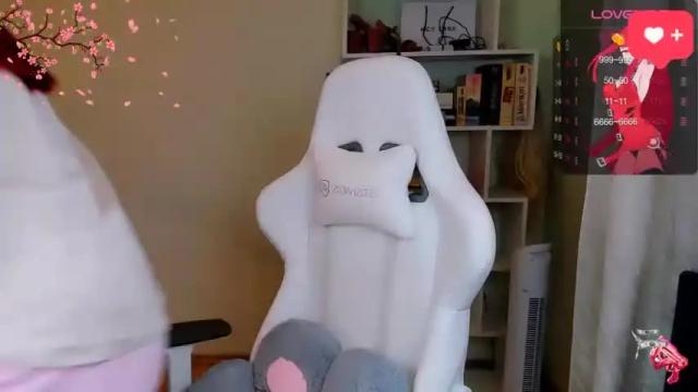 Thumbnail 1, blooomcrystal's Stream at Chaturbate, 16 months ago