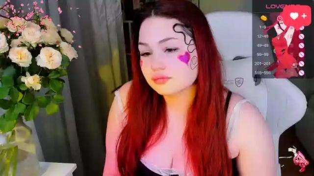 Image 2 of blooomcrystal Stream on Chaturbate on 16 months ago