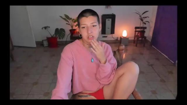 Image 11 of blossomgin Stream on Chaturbate on 12 months ago