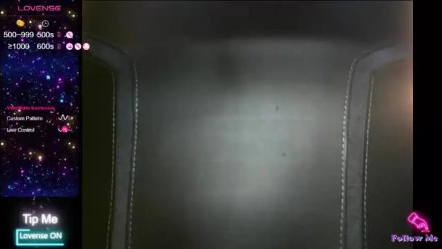 Image 8 of blossommingbelly Stream on Chaturbate on 23 months ago