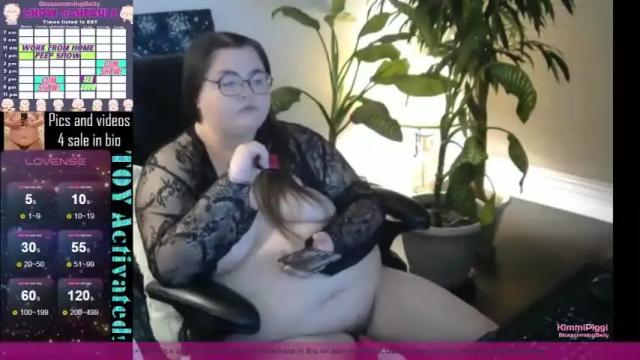Thumbnail 3, blossommingbelly's Stream at Chaturbate, 23 months ago